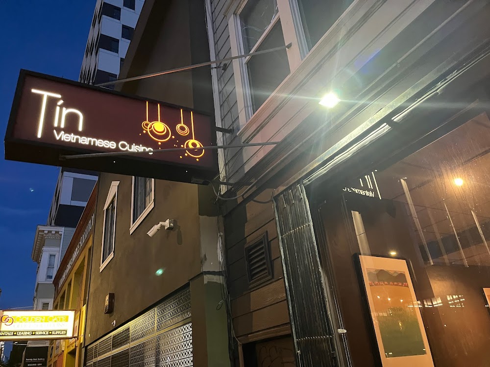 Tin at 937 Howard (near 5th St)